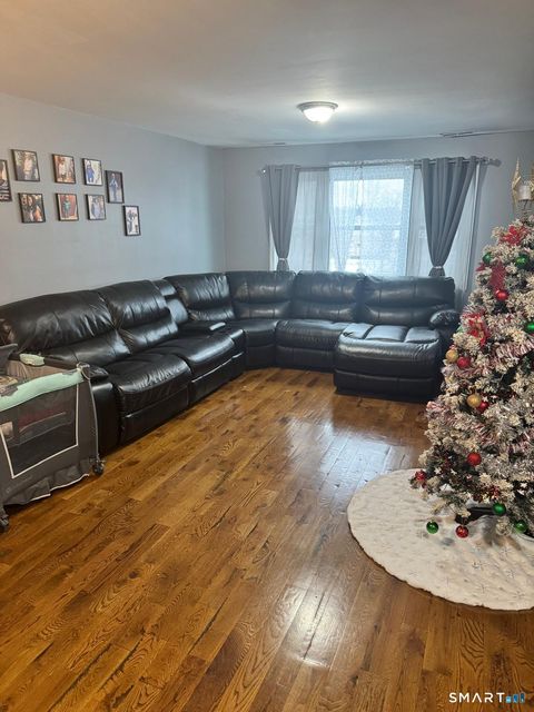 30 Stevens Street APT 111 Bridgeport CT 06606