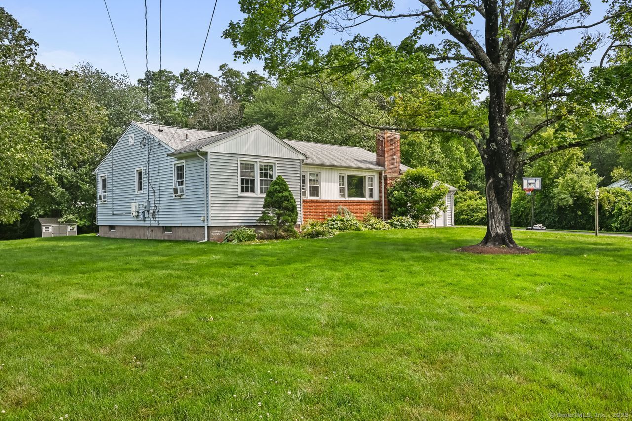 447 Howellton Road