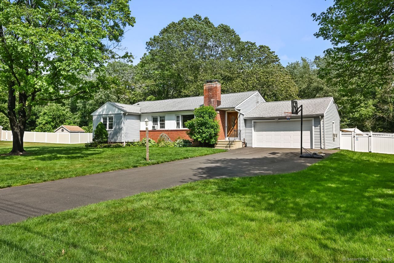447 Howellton Road