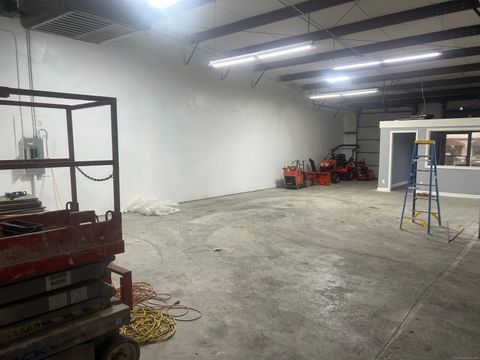 Tiny photo for 9 Moody Street #7-10, Enfield, CT 06082 (MLS # 24137171)