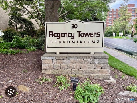 Photo of 30 Woodland Street #9H, Hartford, CT 06105 (MLS # 24166595)