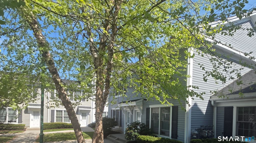 Photo of 14 Fairgate Drive, Stamford, CT 06902 (MLS # 24173014)