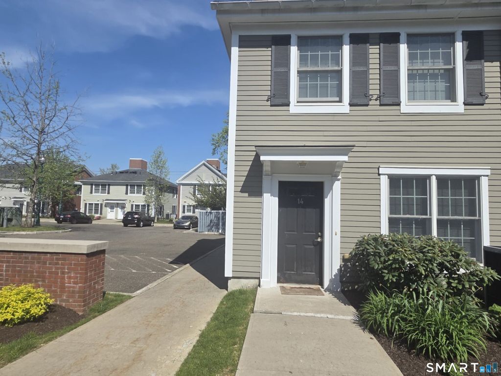 Photo of 14 Fairgate Drive, Stamford, CT 06902 (MLS # 24173014)