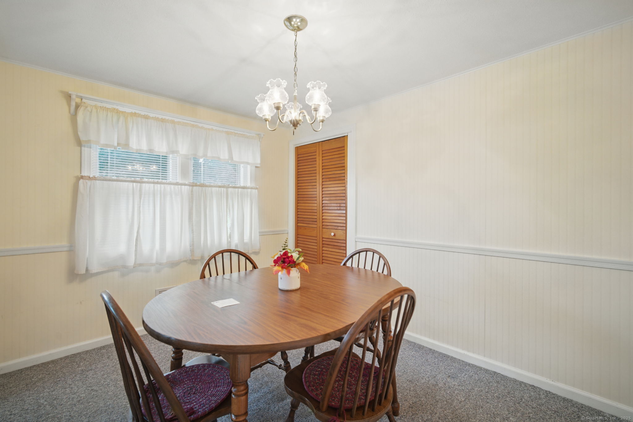 Rocky Hill, Connecticut 06067, United States, 2 Bedrooms Bedrooms, ,1 BathroomBathrooms,Residential,Active,149652