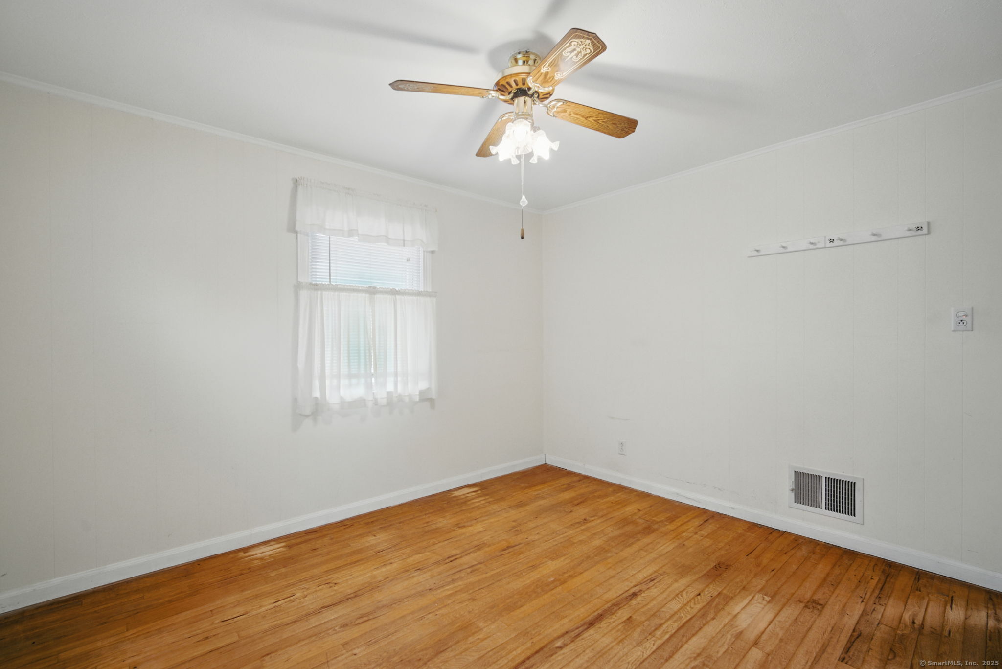 Rocky Hill, Connecticut 06067, United States, 2 Bedrooms Bedrooms, ,1 BathroomBathrooms,Residential,Active,149652