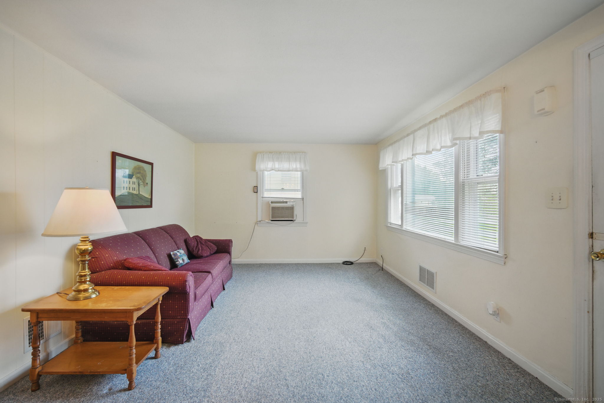 Rocky Hill, Connecticut 06067, United States, 2 Bedrooms Bedrooms, ,1 BathroomBathrooms,Residential,Active,149652