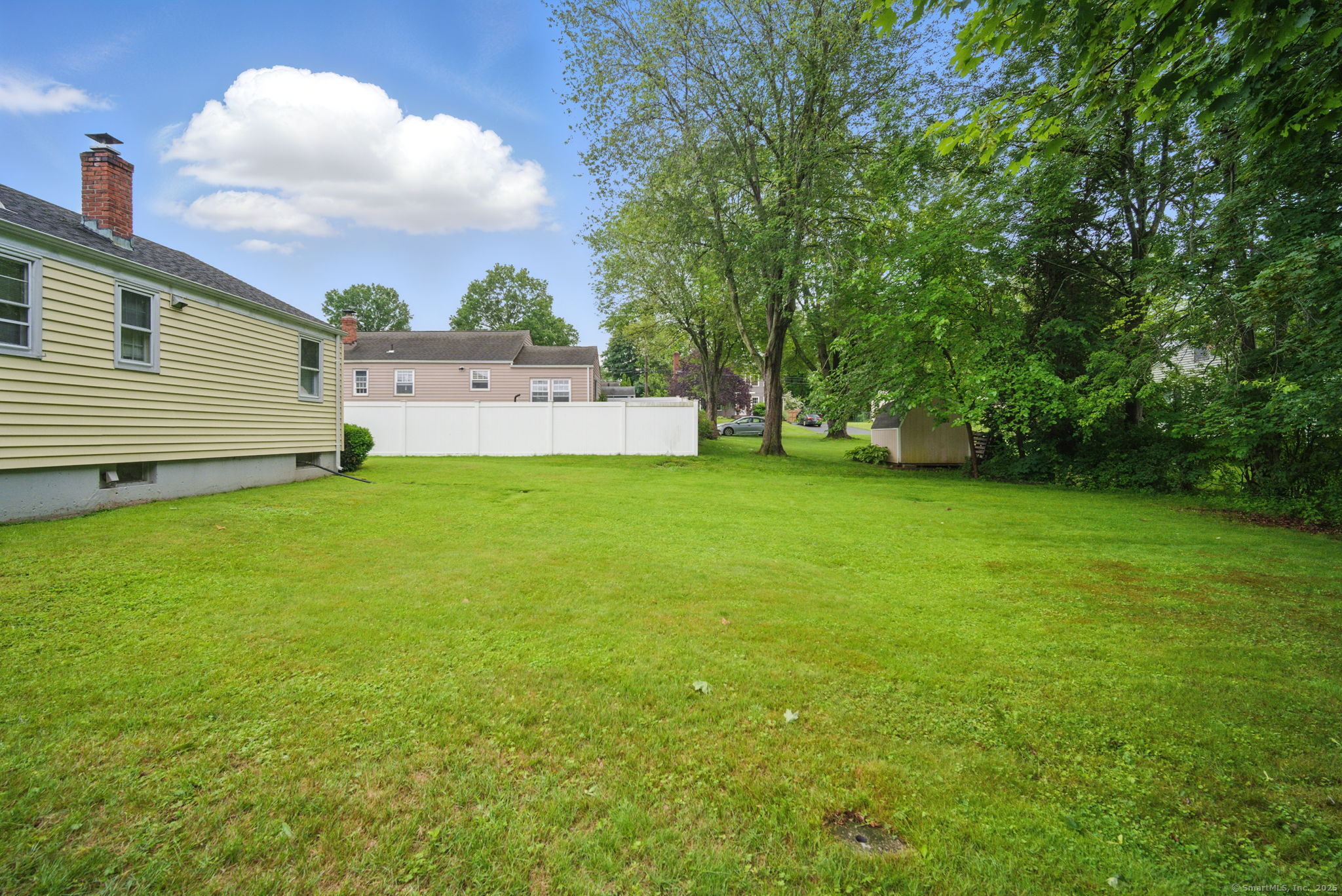 Rocky Hill, Connecticut 06067, United States, 2 Bedrooms Bedrooms, ,1 BathroomBathrooms,Residential,Active,149652