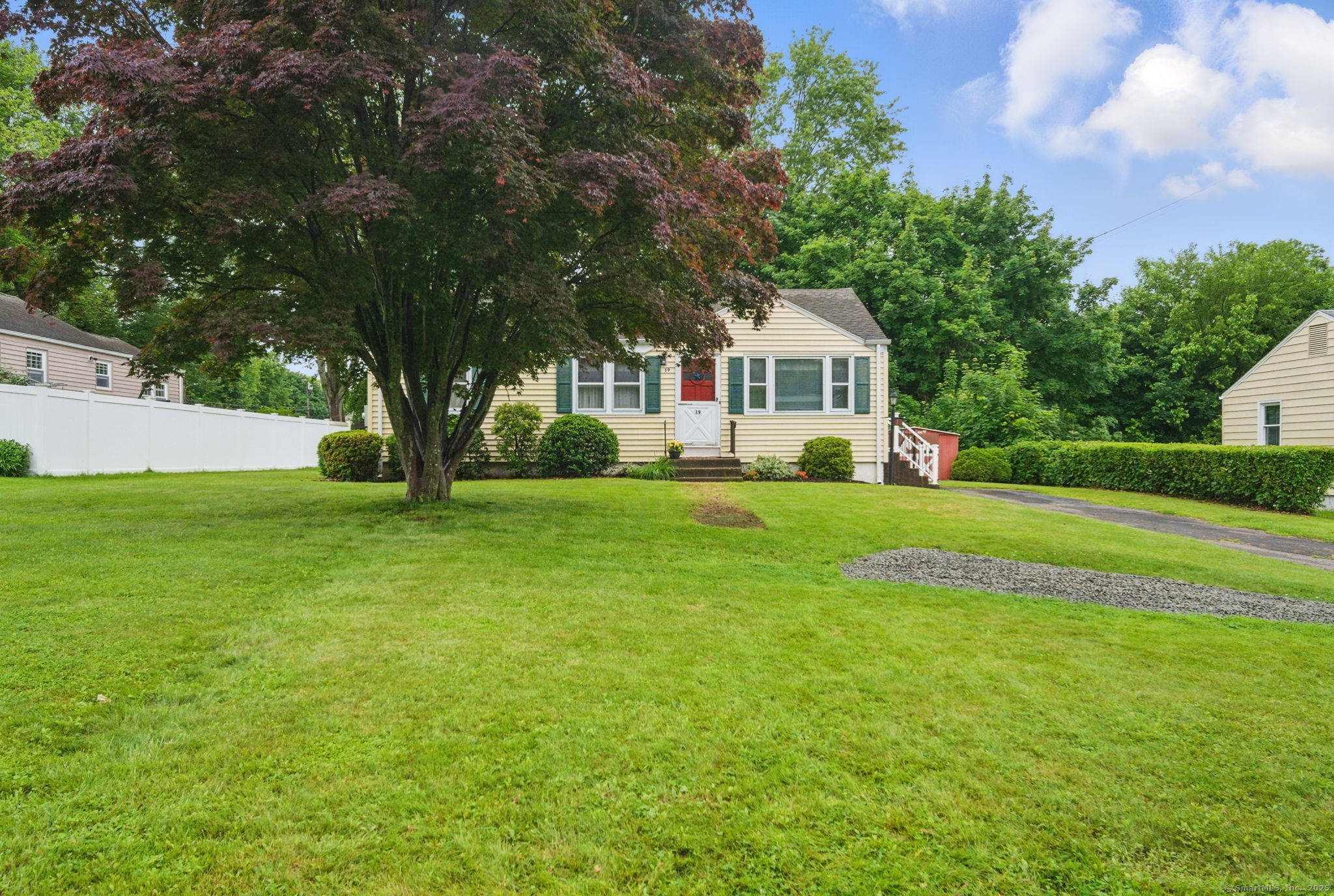 Rocky Hill, Connecticut 06067, United States, 2 Bedrooms Bedrooms, ,1 BathroomBathrooms,Residential,Active,149652