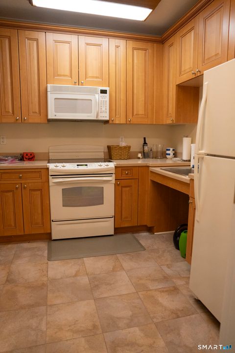 Tiny photo for 94 Goodwin Circle #94, Hartford, CT 06105 (MLS # 24144464)