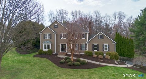 Photo of 16 Shadowood Lane, Trumbull, CT 06611 (MLS # 24164250)