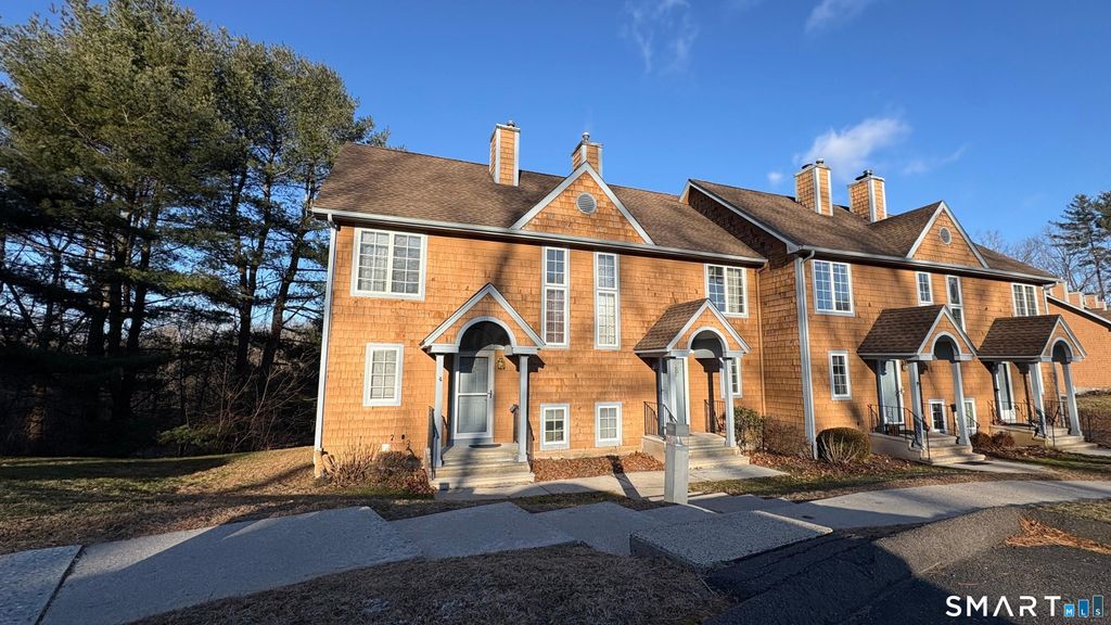 Photo of 26 Julia Court #26, East Windsor, CT 06016 (MLS # 24149830)