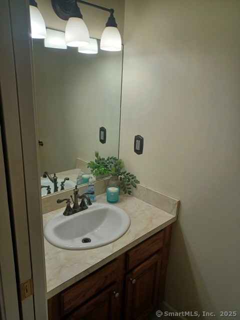 489 Wolcott Street #APT 117, Bristol, Connecticut image 8