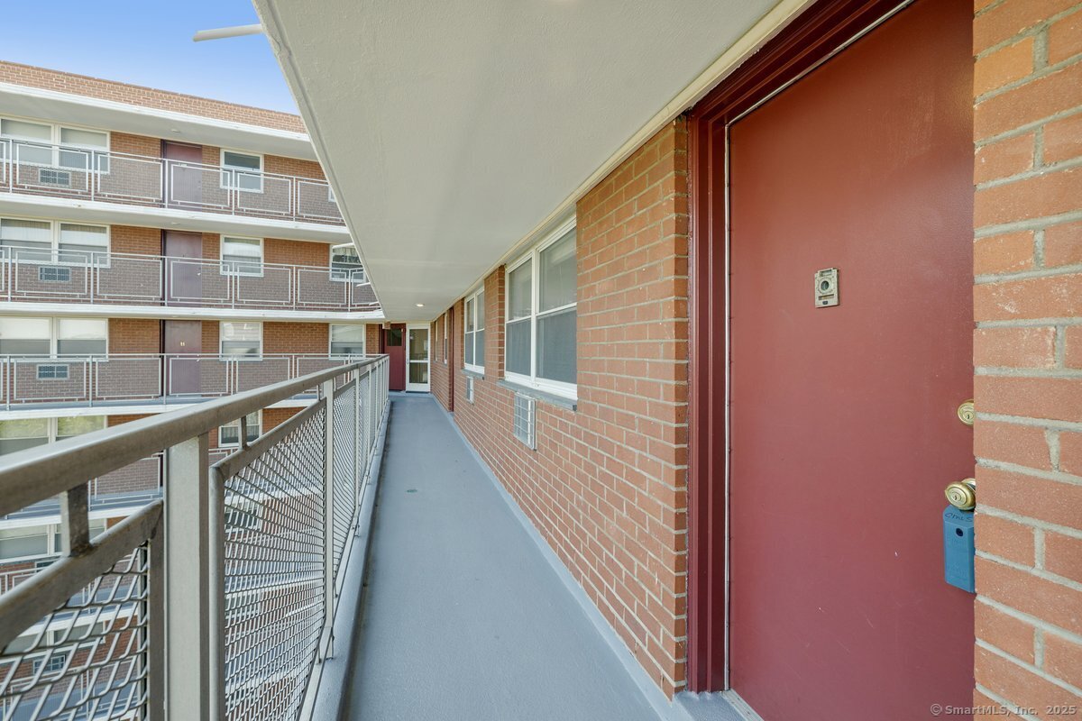 91 Strawberry Hill Avenue #APT 939, Stamford, Connecticut image 10