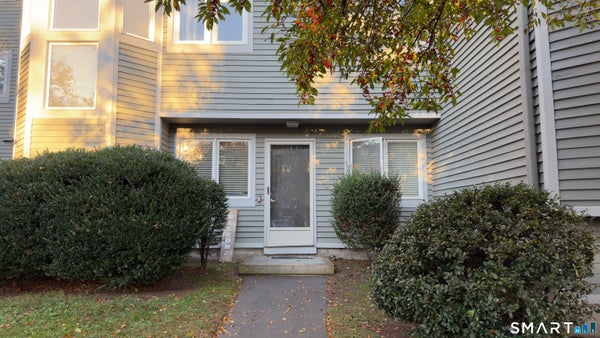 1410 WHITNEY AVE APT D1, HAMDEN, CT 06517 - Image e78ea93f0e73bbdc20b9a7948822db5e/4032560238