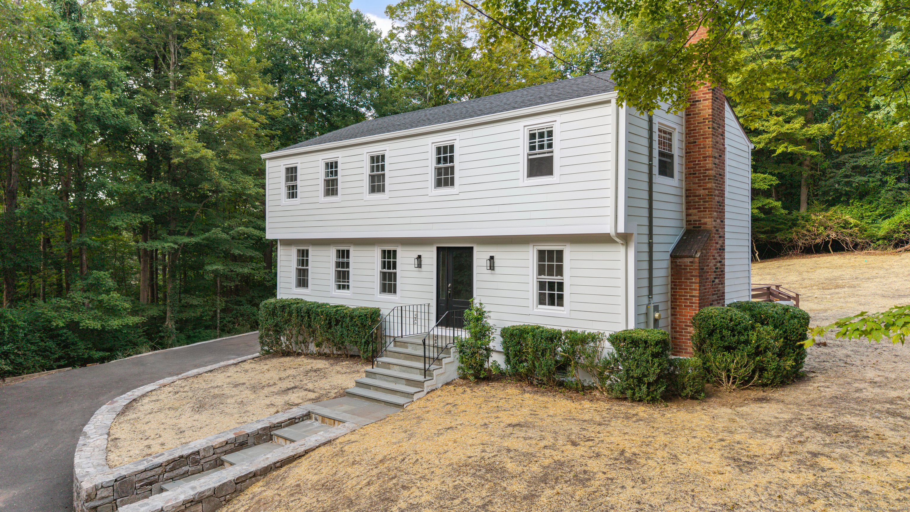 32 Cobblestone Place