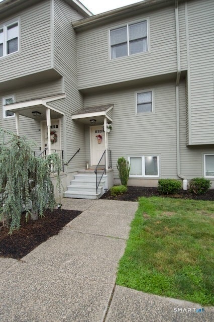 Tiny photo for 40 Cornerstone Court #31, Southington, CT 06479 (MLS # 24185166)