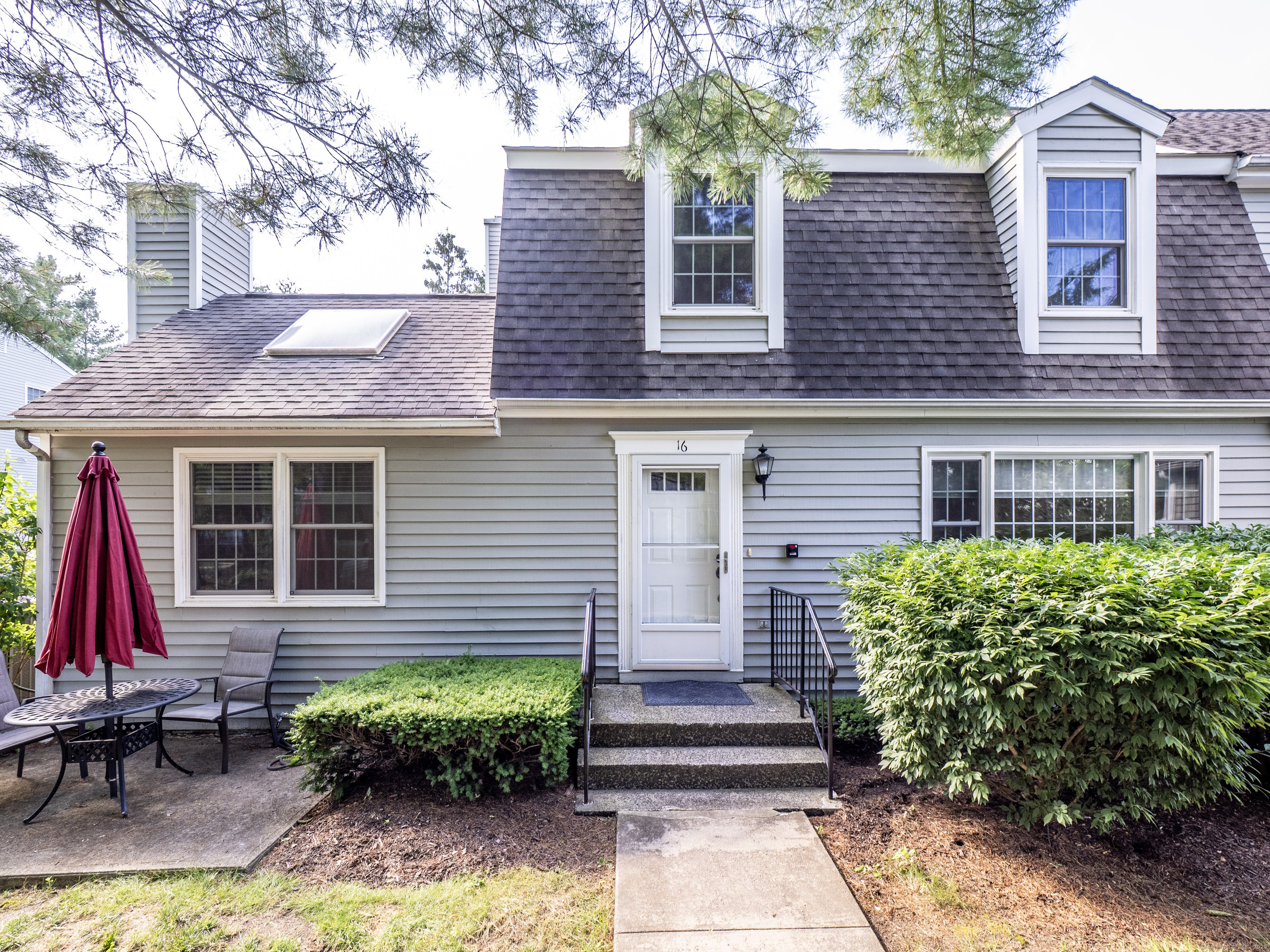 19 Prospect Ridge APT 16
