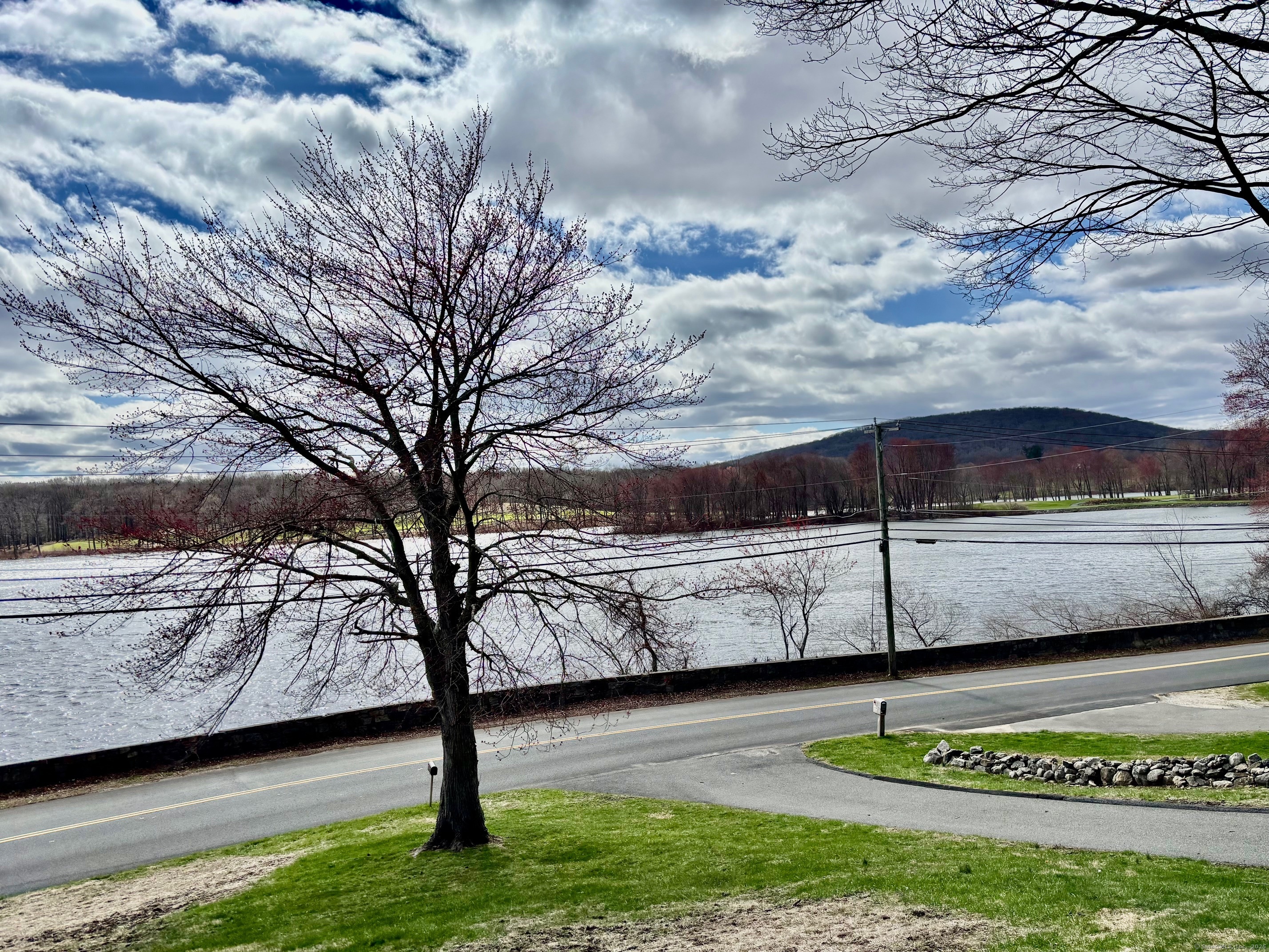 97 Middle River Road, Danbury, Connecticut image 27