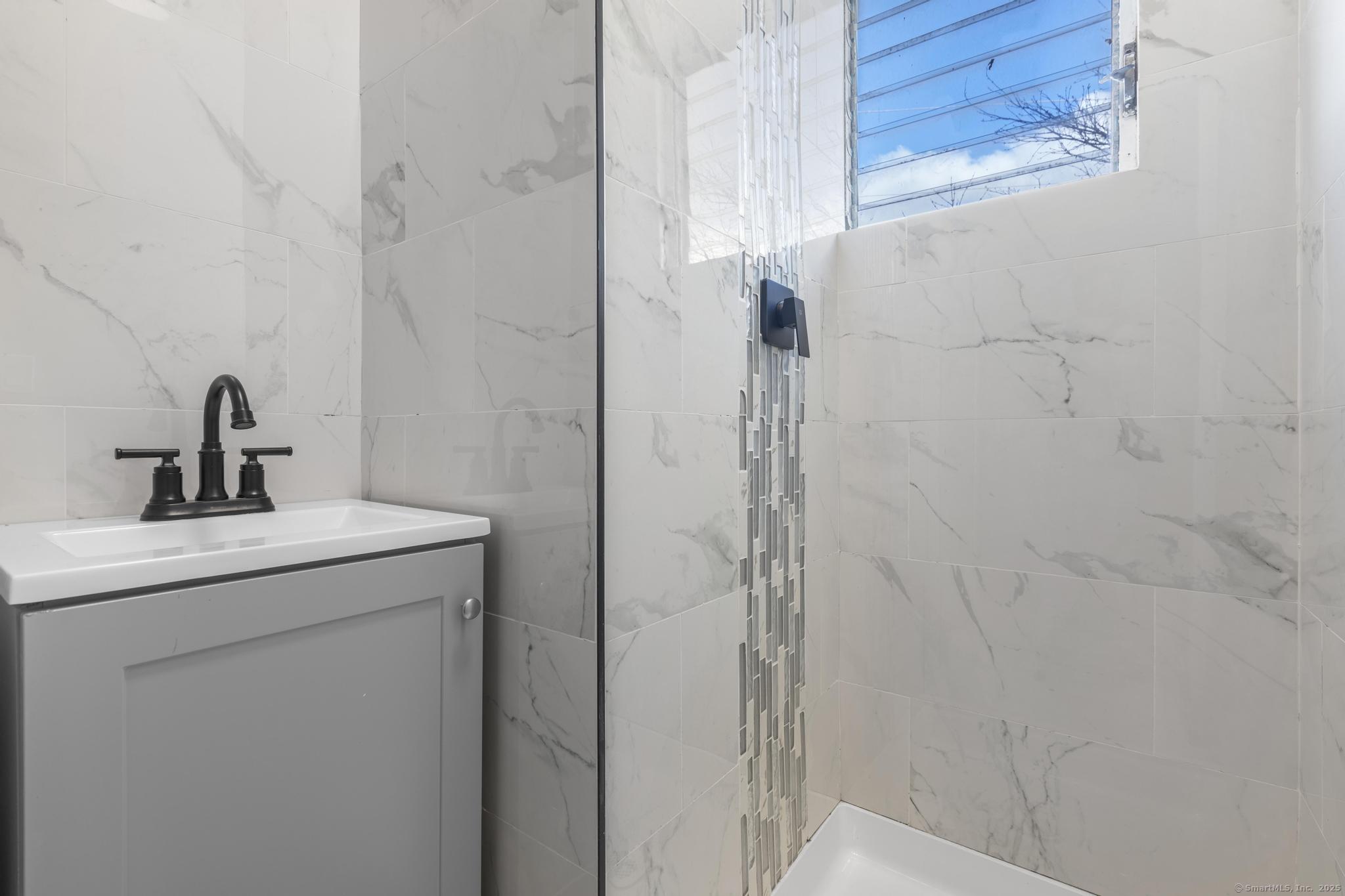 75 Willetts Avenue, New London, Connecticut image 16