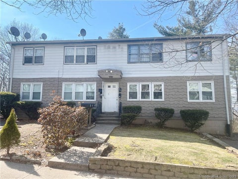 Condo For Sale - 55 Oak Ridge Drive #60<br/> New Haven, CT 06513