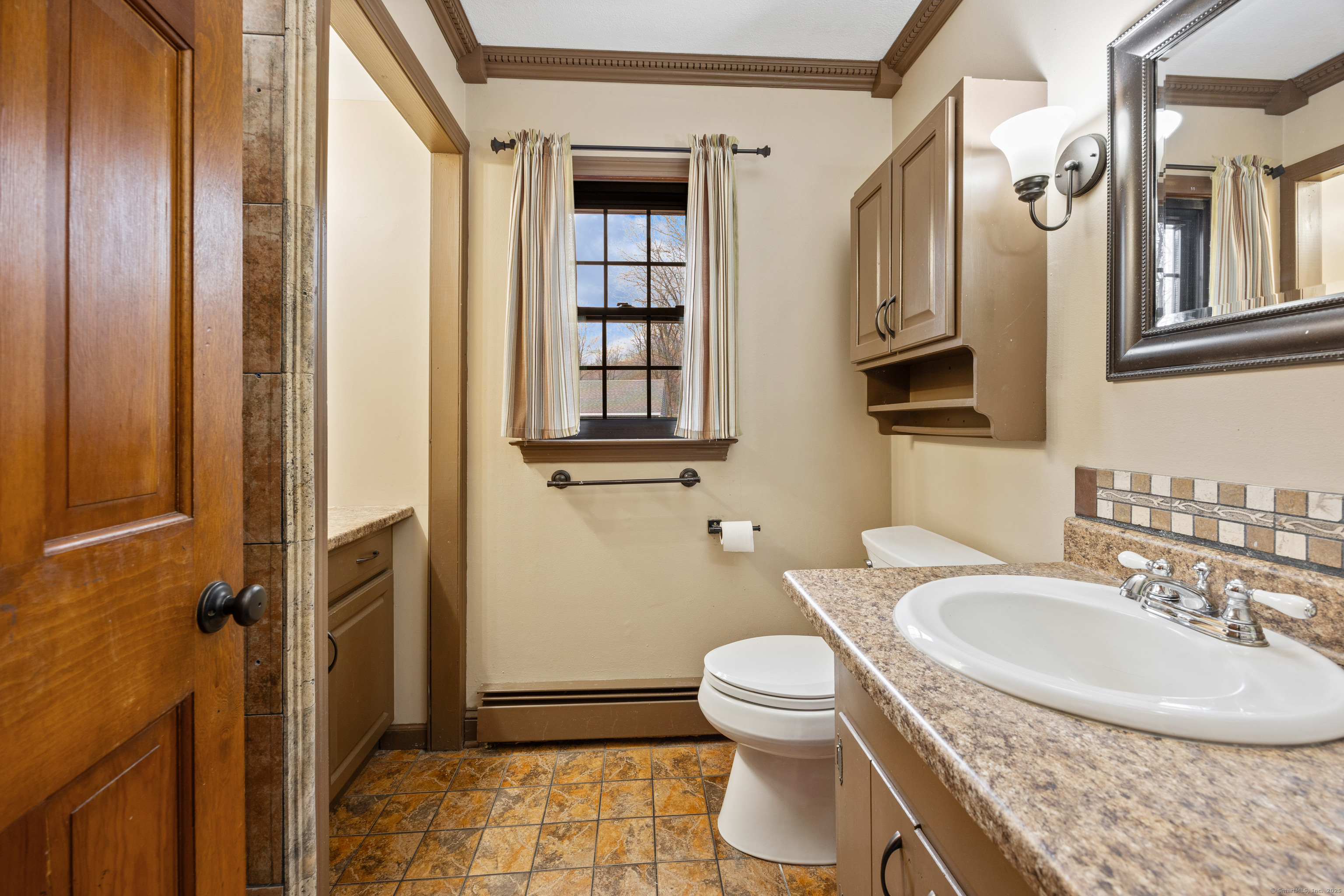 390 W High Street, East Hampton, Connecticut image 14