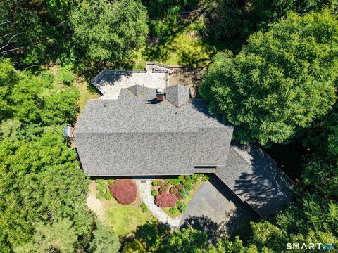 Photo of 3 Eton Place, Farmington, CT 06032 (MLS # 24183317)
