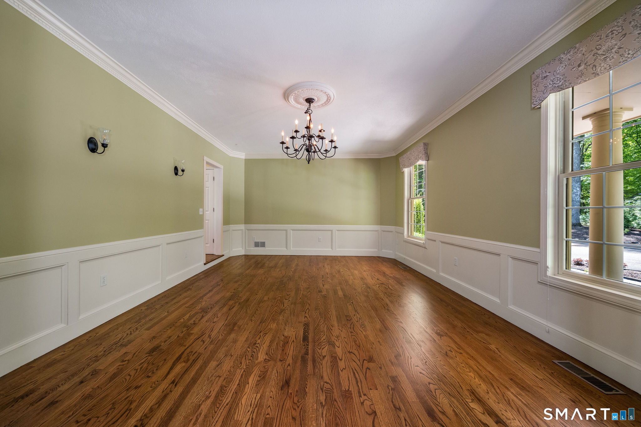 118 Genesee Lane