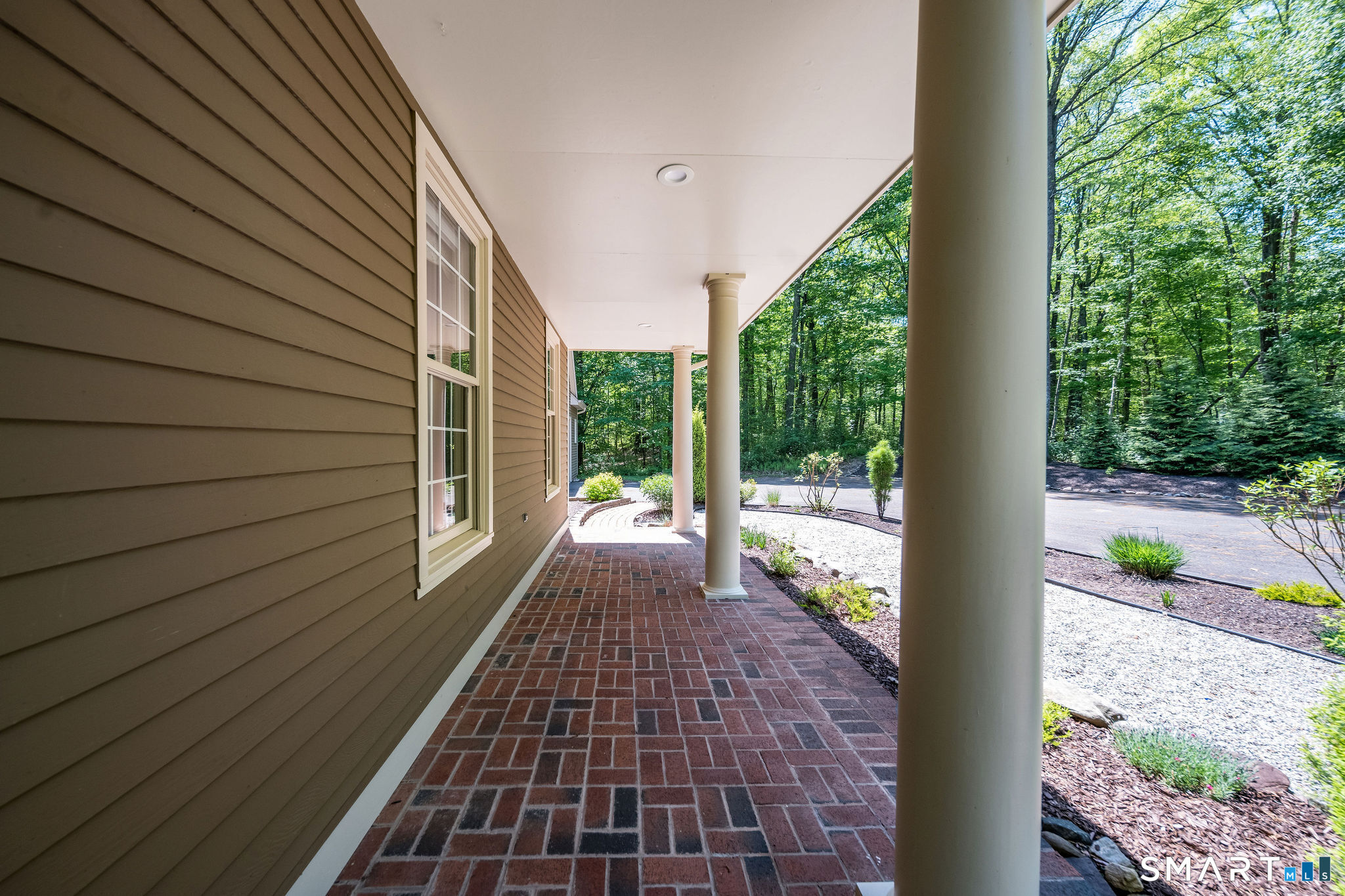 118 Genesee Lane