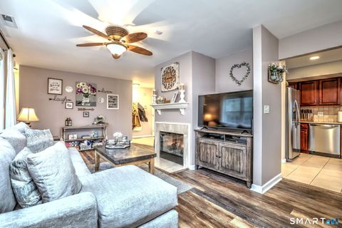 Tiny photo for 663 West Avenue #A22, Milford, CT 06461 (MLS # 24155077)