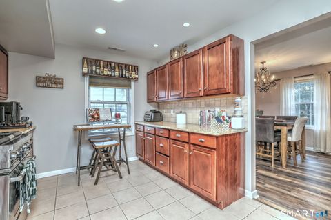 Tiny photo for 663 West Avenue #A22, Milford, CT 06461 (MLS # 24155077)