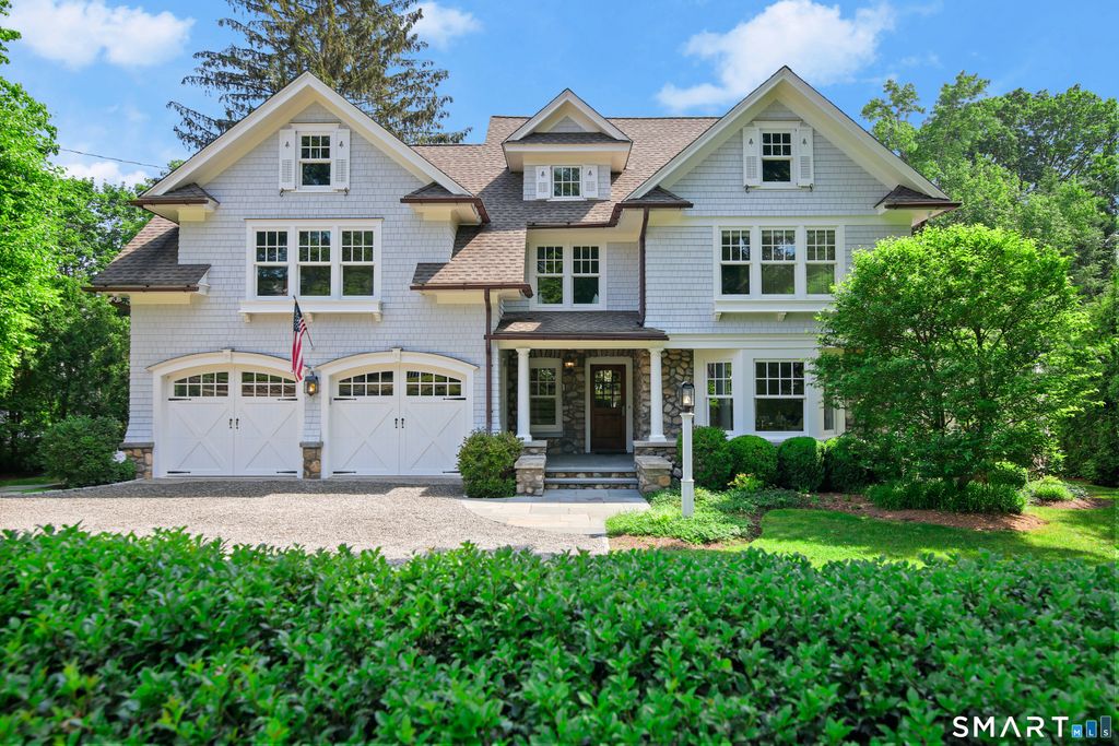 Photo of 322 Main Street, New Canaan, CT 06840 (MLS # 24170321)