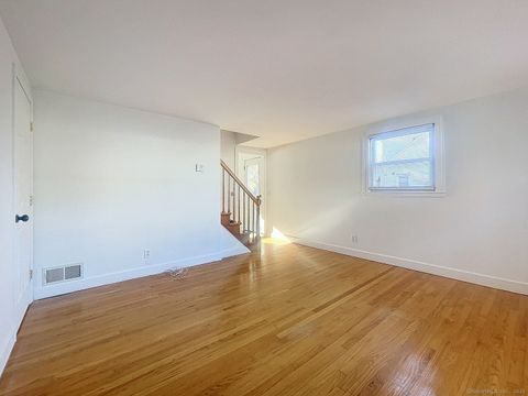 Tiny photo for 4 Marlon Place #2, Cromwell, CT 06416 (MLS # 24146434)