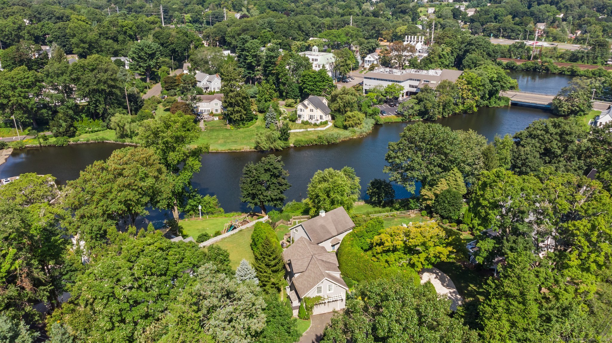 Property for Sale at Harbor Road, Fairfield, Connecticut - Bedrooms: 4 
Bathrooms: 5 
Rooms: 6  - $2,495,000