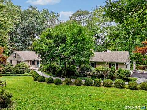 Photo of 2 Stony Brook Road S, Darien, CT 06820 (MLS # 24201408)