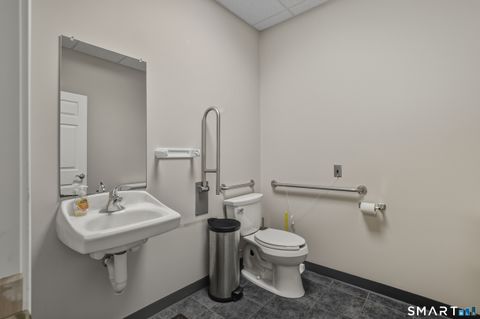 Tiny photo for 2346 Boston Post Road, Guilford, CT 06437 (MLS # 24153173)