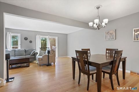 Tiny photo for 562 Oak Avenue #562, Cheshire, CT 06410 (MLS # 24170256)