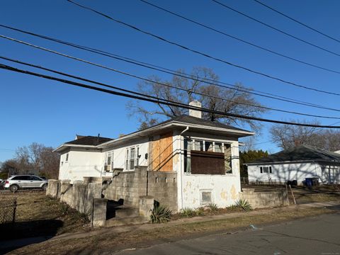 1 Knox Street, Enfield, CT 06082 - #: 24065768
