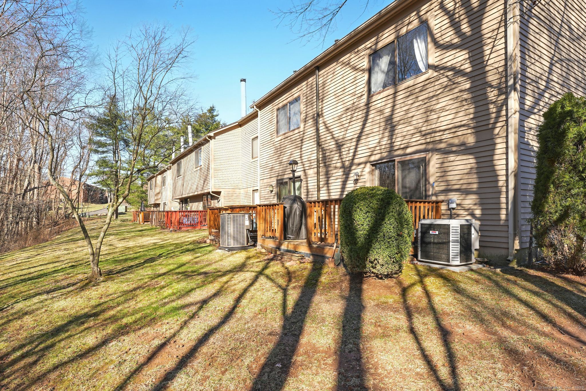 135 Village Square Drive #APT 8, New Britain, Connecticut image 23