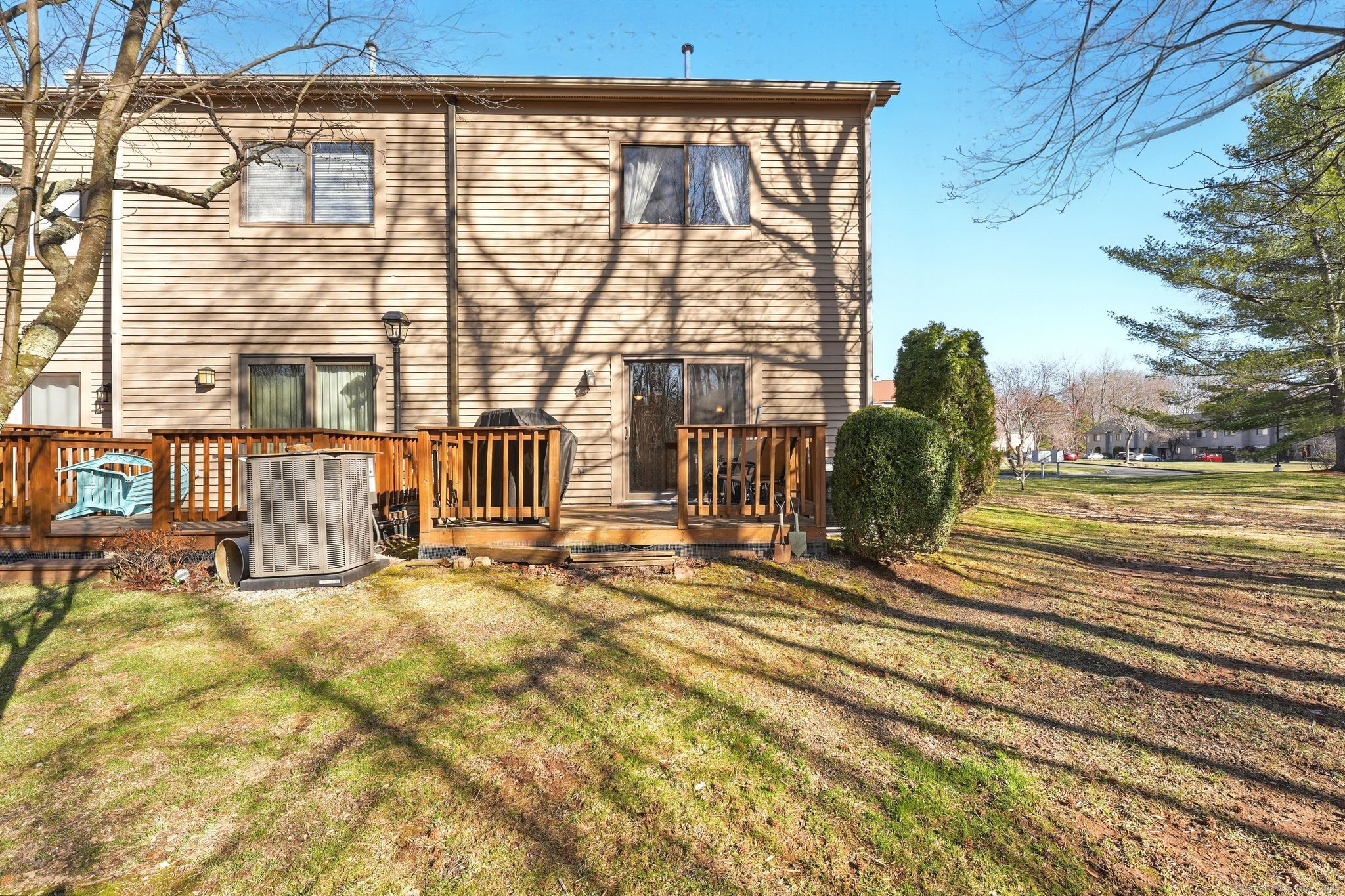 135 Village Square Drive #APT 8, New Britain, Connecticut image 22