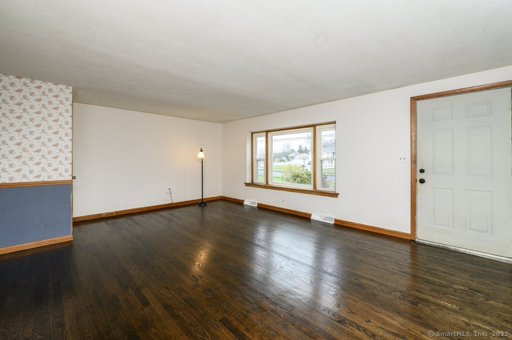 149 Deer Run, Southington, Connecticut image 5