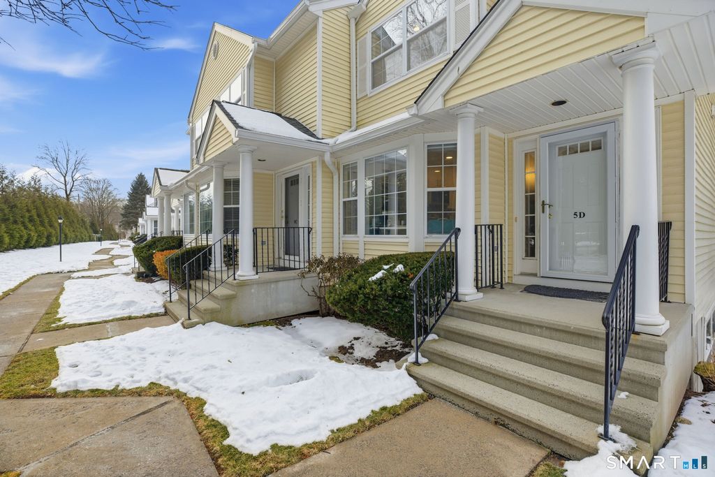 Photo of 180 Turn Of River Road #5D, Stamford, CT 06905 (MLS # 24145844)