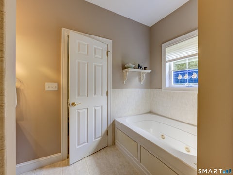 Tiny photo for 35 Sonoma Lane #35, Middletown, CT 06457 (MLS # 24208777)