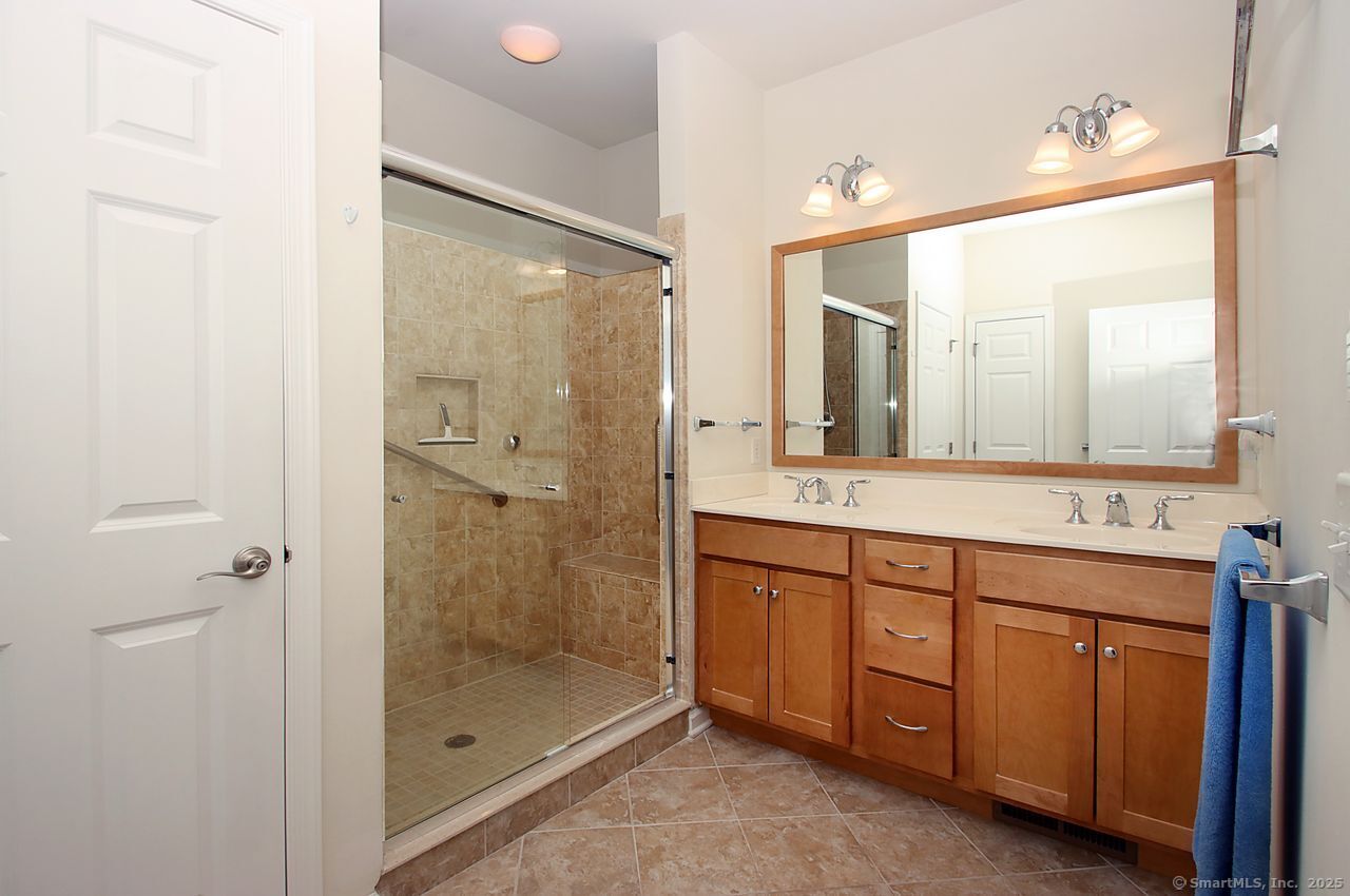 23 Hickory Drive #23, Prospect, Connecticut image 12