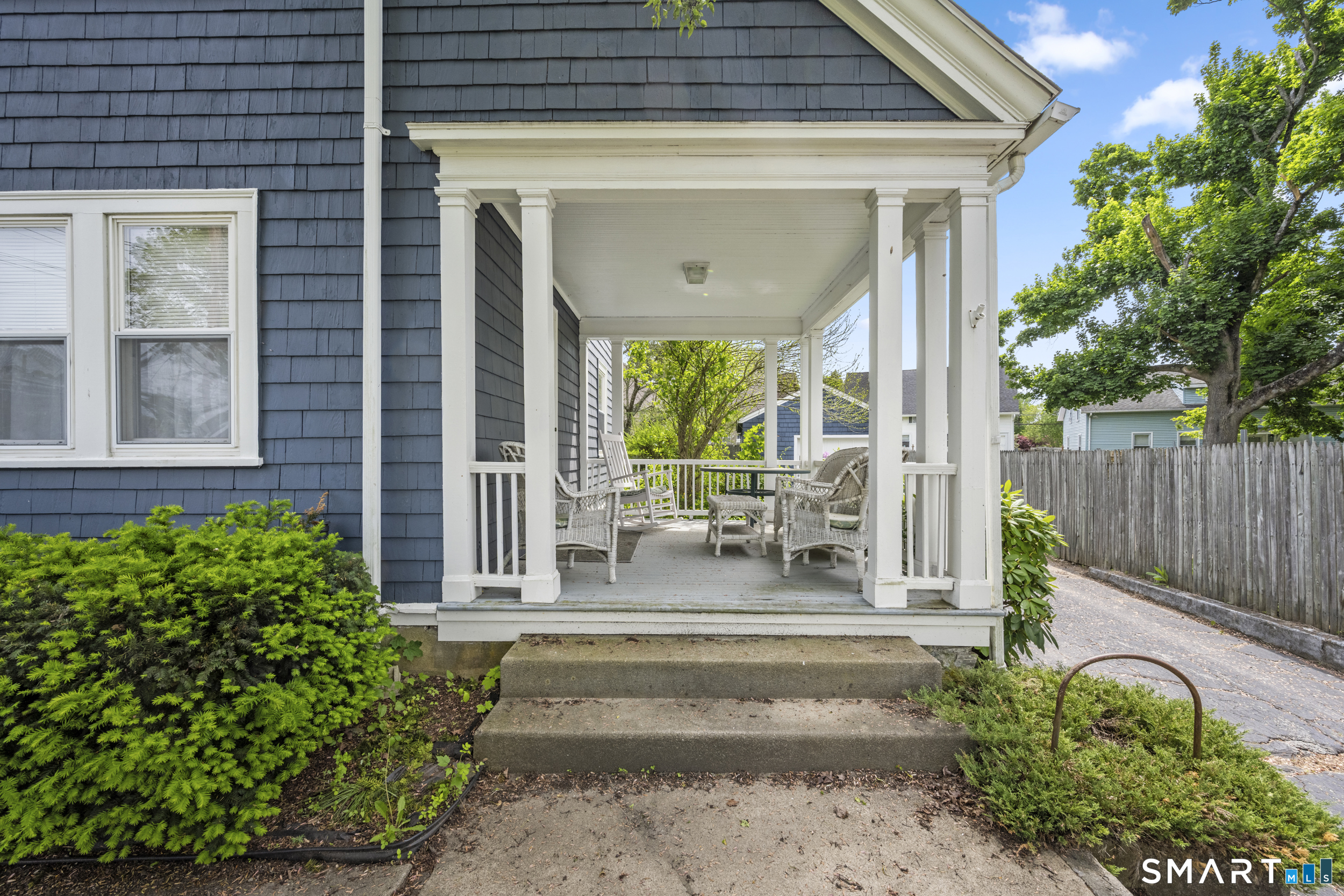 31-33 Carely Avenue