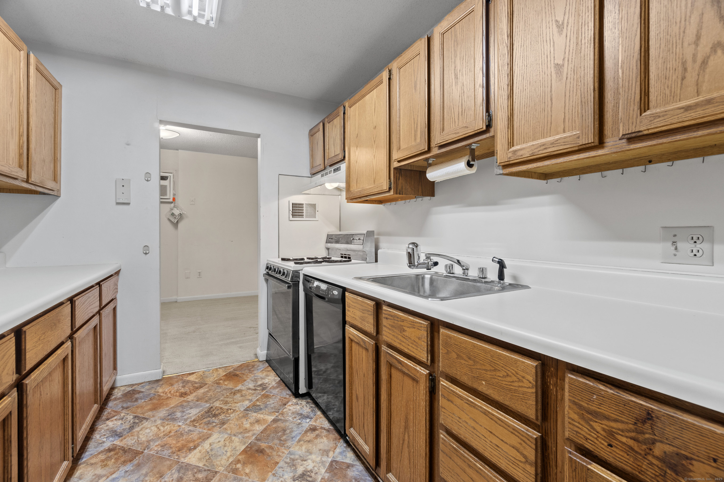 281 Gardner Avenue #G5, New London, Connecticut image 10