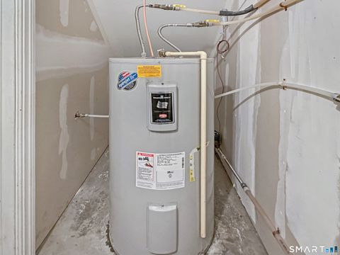 Tiny photo for 296 Hamilton Avenue #30, Norwich, CT 06360 (MLS # 24154990)