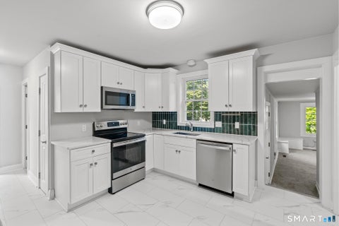 Tiny photo for 324 Washington Street #Apt. 1, Middletown, CT 06457 (MLS # 24204289)