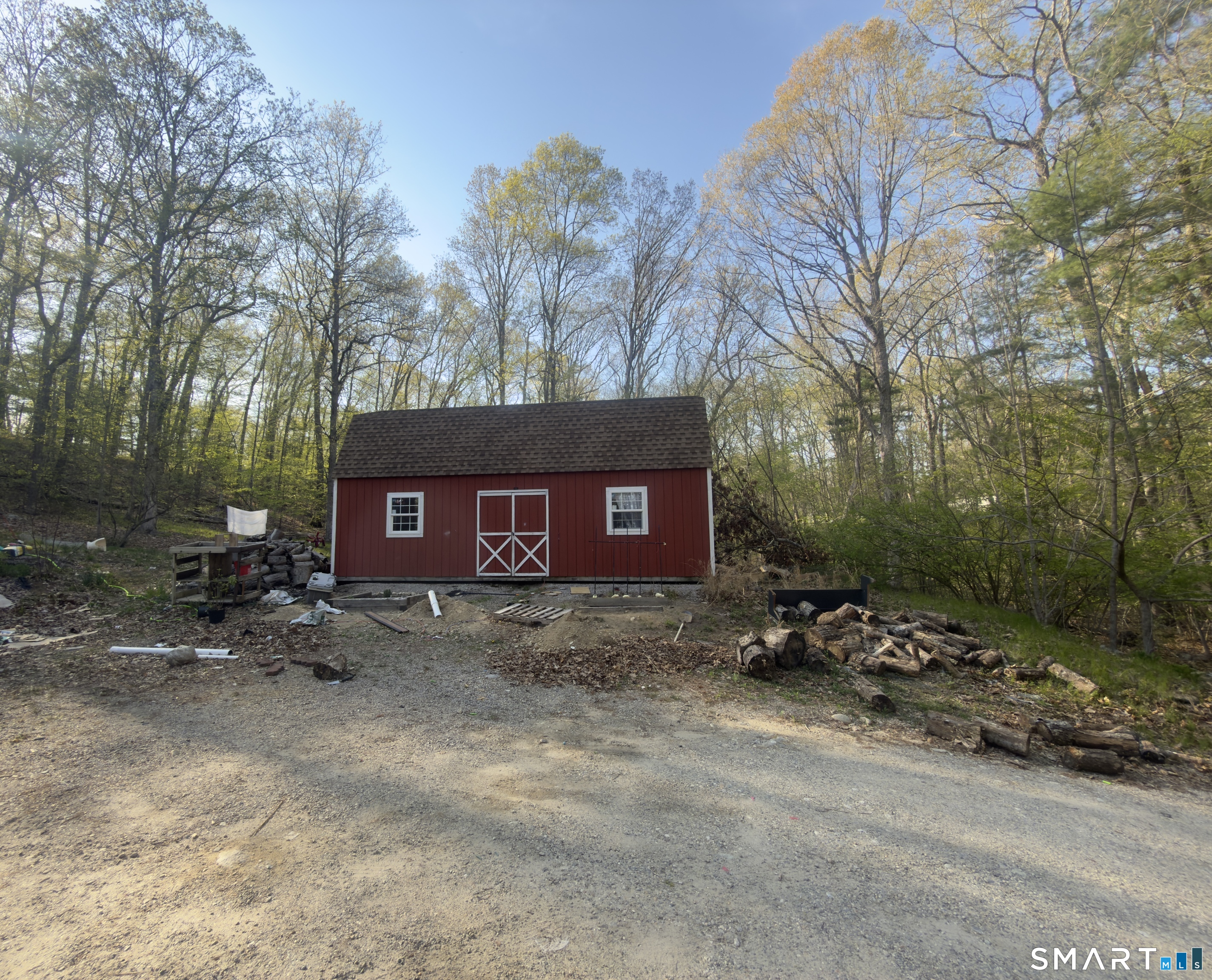 3 Fullertown Road