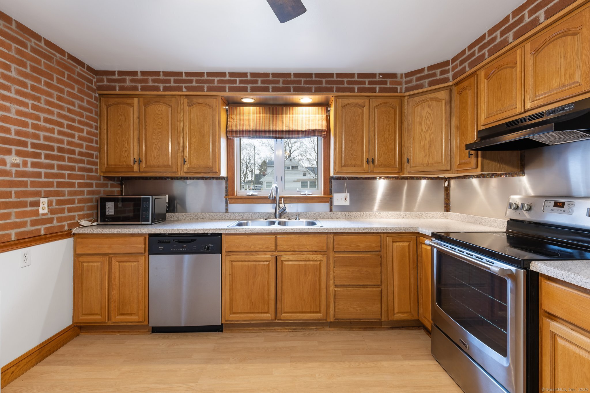 3289 Old Town Road, Bridgeport, Connecticut image 16