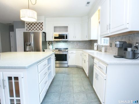 Tiny photo for 15 Rockledge Lane, Canton, CT 06019 (MLS # 24166760)